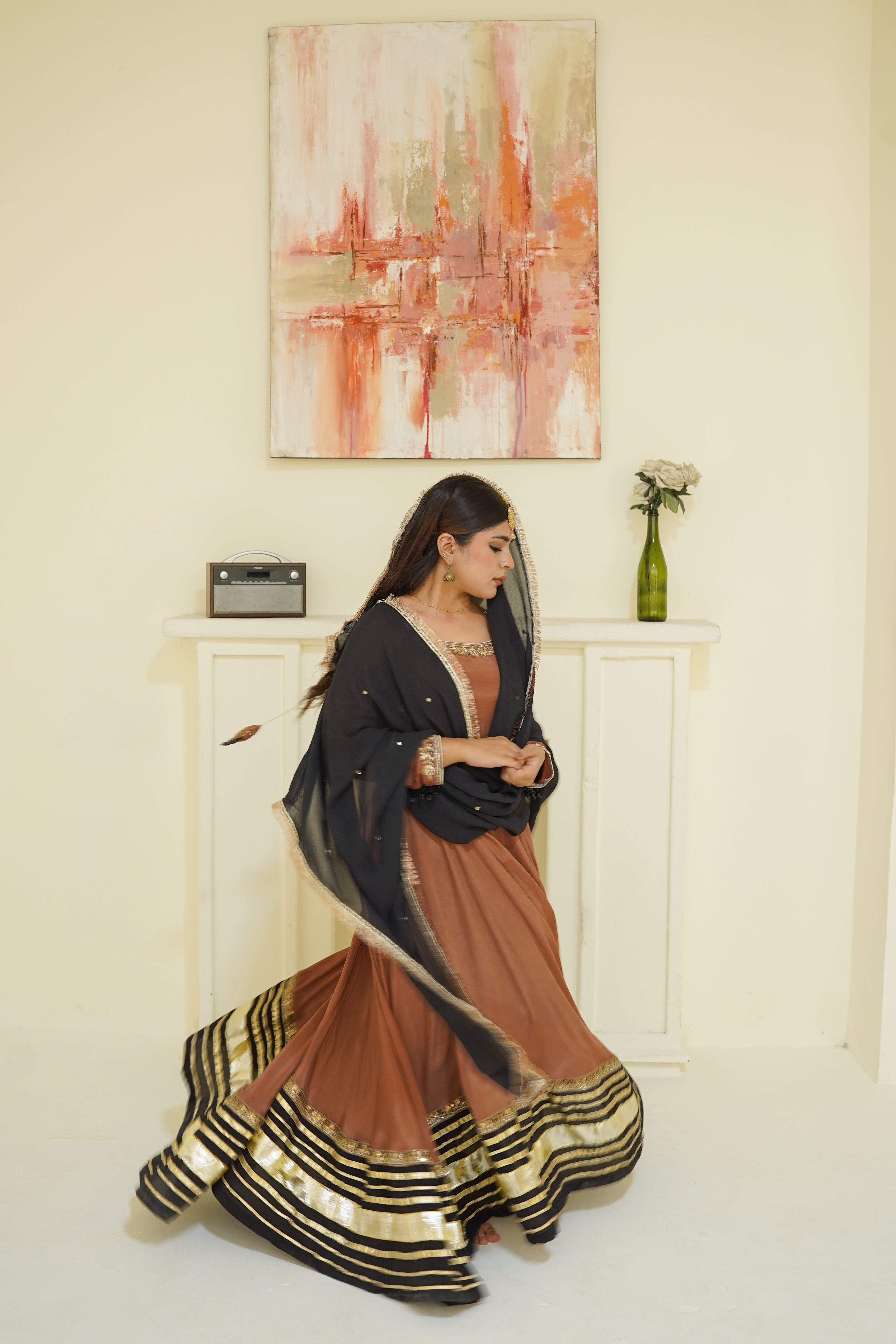 Zarposh -Adorned with Gold