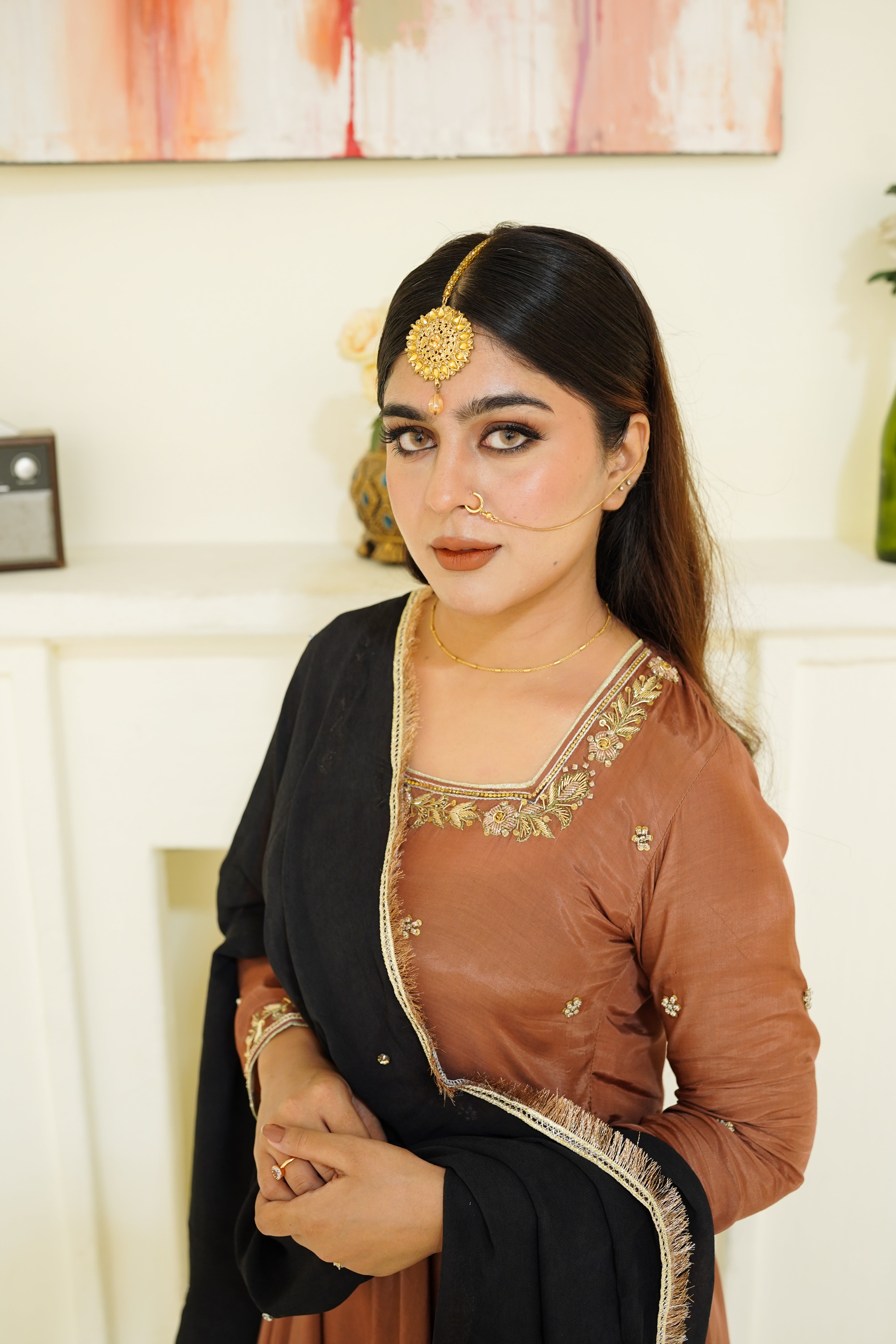 Zarposh -Adorned with Gold